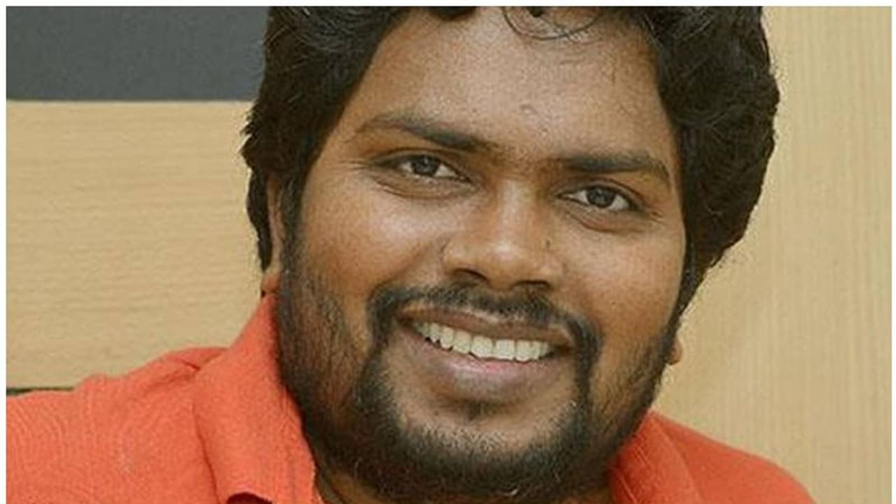 இயக்குநர் பா.ரஞ்சித்திற்கு இரண்டாவது குழந்தை பிறந்தாச்சு... என்ன பெயர் வச்சியிருக்காங்க தெரியுமா? இயக்குநர் பா.ரஞ்சித்திற்கு இரண்டாவது குழந்தை பிறந்தாச்சு... என்ன பெயர் வச்சியிருக்காங்க தெரியுமா?