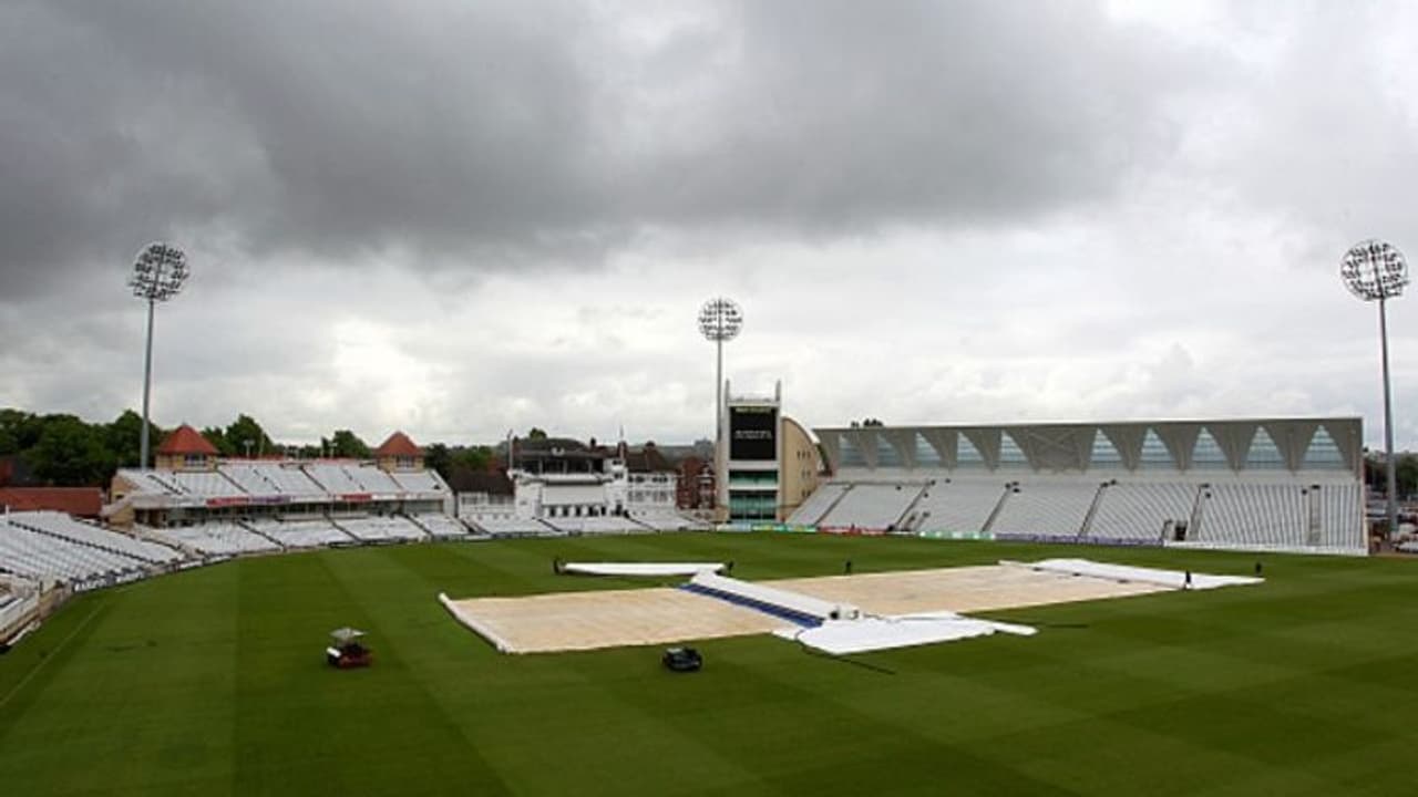 Pataudi Trophy 2021, 1st Test: Steady rain forces early stumps yet again on Day 3 Pataudi Trophy 2021, 1st Test: Steady rain forces early stumps yet again on Day 3