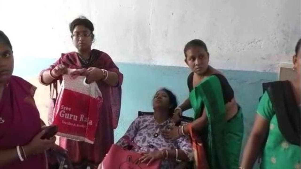 হৃদরোগে আক্রান্ত হয়ে চিকিৎসা ভিক্ষা রোগীর, ফেরাল ইএসআই হাসপাতাল হৃদরোগে আক্রান্ত হয়ে চিকিৎসা ভিক্ষা রোগীর, ফেরাল ইএসআই হাসপাতাল