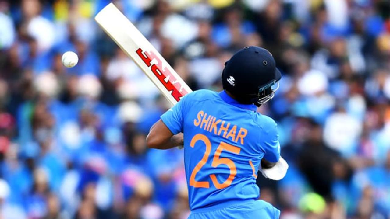 অটুট মনোবল, কবিতার আশ্রয়ে গব্বর! টুইটেই স্পষ্ট কী চাইছেন তিনি অটুট মনোবল, কবিতার আশ্রয়ে গব্বর! টুইটেই স্পষ্ট কী চাইছেন তিনি