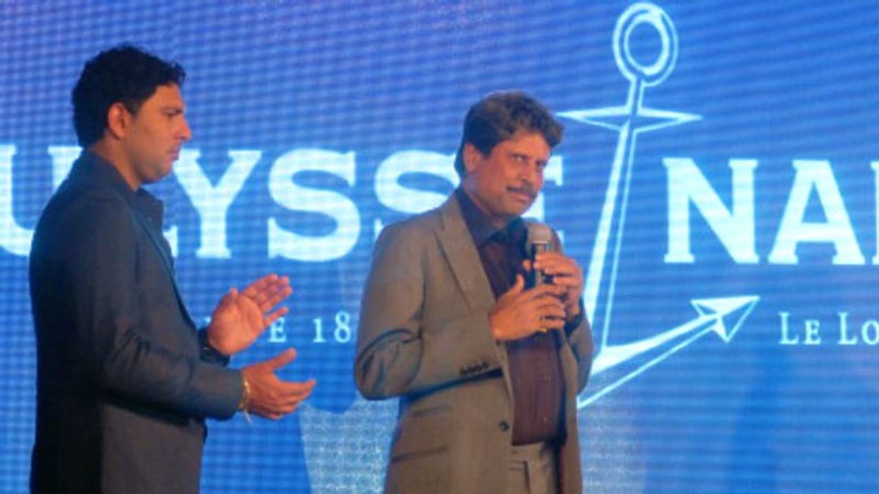 যুবির বিদায়ে খুশি নন কপিলদেব! তবে সর্বকালের সেরা একাদশে রাখলেন যুবির বিদায়ে খুশি নন কপিলদেব! তবে সর্বকালের সেরা একাদশে রাখলেন