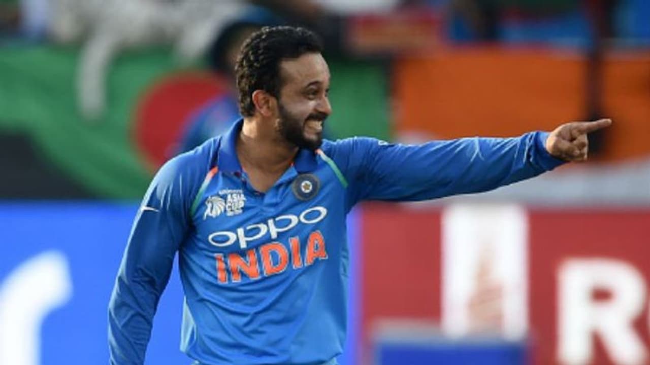 కథ ఇంకా అయిపోలేదు... మూడేళ్ల తర్వాత డబుల్ సెంచరీతో రీఎంట్రీ ఇచ్చిన కేదార్ జాదవ్...