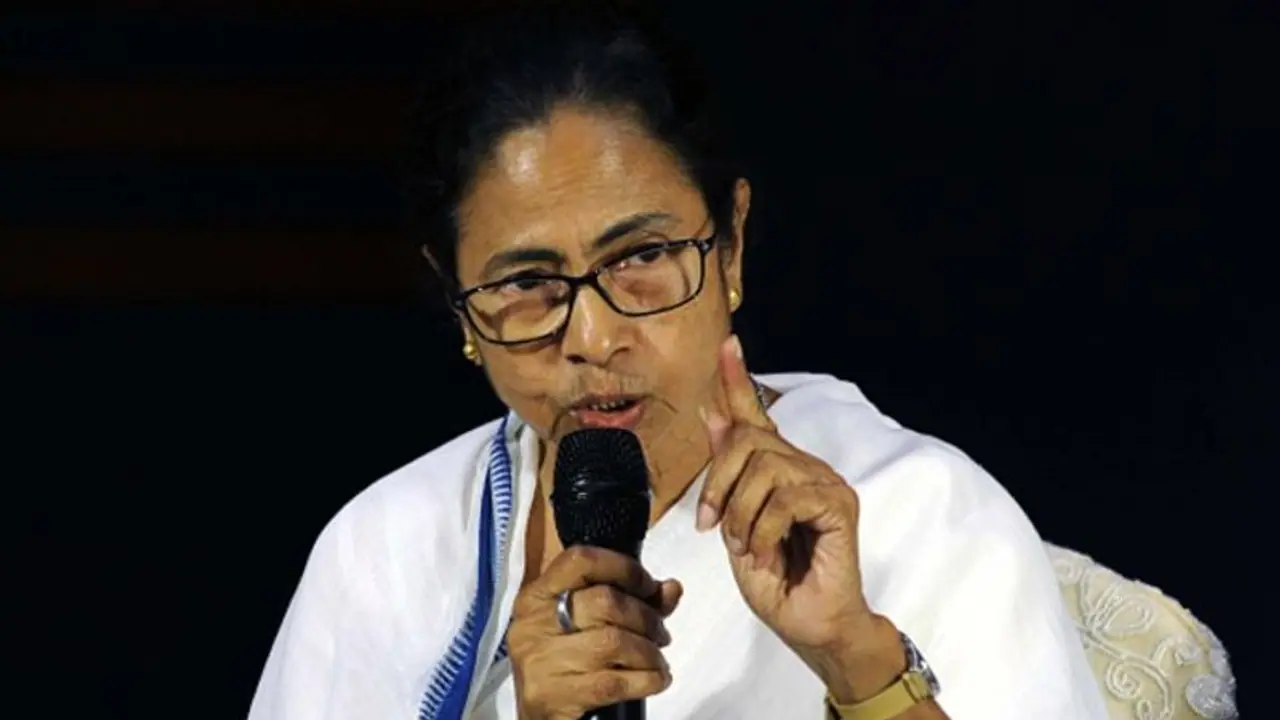 Adamant Mamata snubs Bengal governor over invite to all party meet Adamant Mamata snubs Bengal governor over invite to all party meet