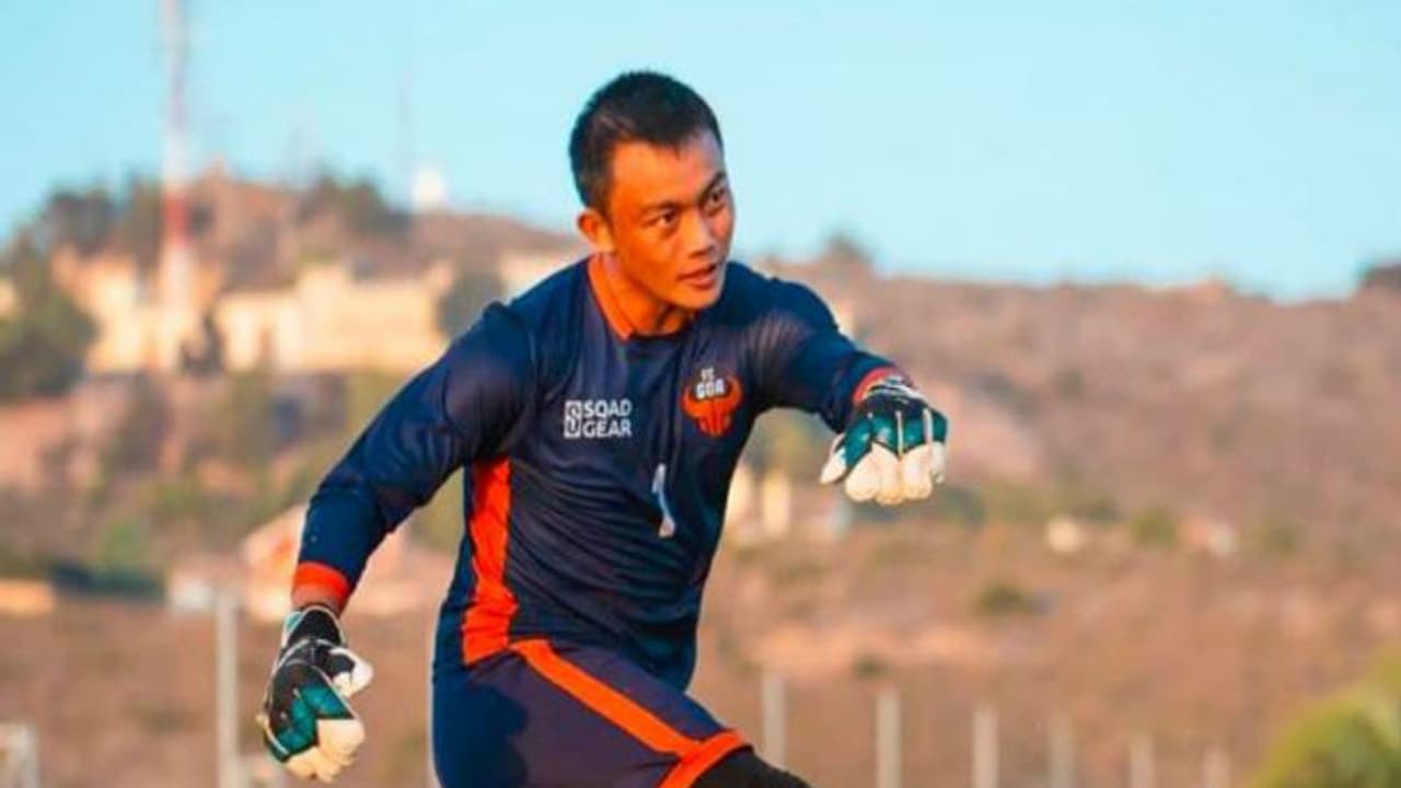 দলবদলে চমক লাল হলুদের, এফসি গোয়া থেকে ইস্টবেঙ্গলে সই গোলকিপার রালতের দলবদলে চমক লাল হলুদের, এফসি গোয়া থেকে ইস্টবেঙ্গলে সই গোলকিপার রালতের