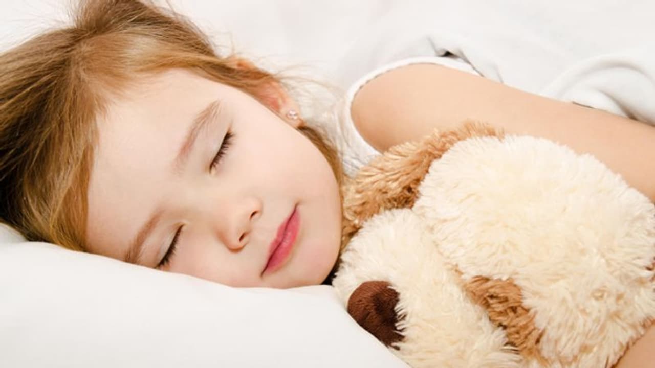 കുട്ടികളെ ഉച്ചയ്ക്ക് നിർബന്ധമായും ഉറക്കണം, കാരണം കുട്ടികളെ ഉച്ചയ്ക്ക് നിർബന്ധമായും ഉറക്കണം, കാരണം