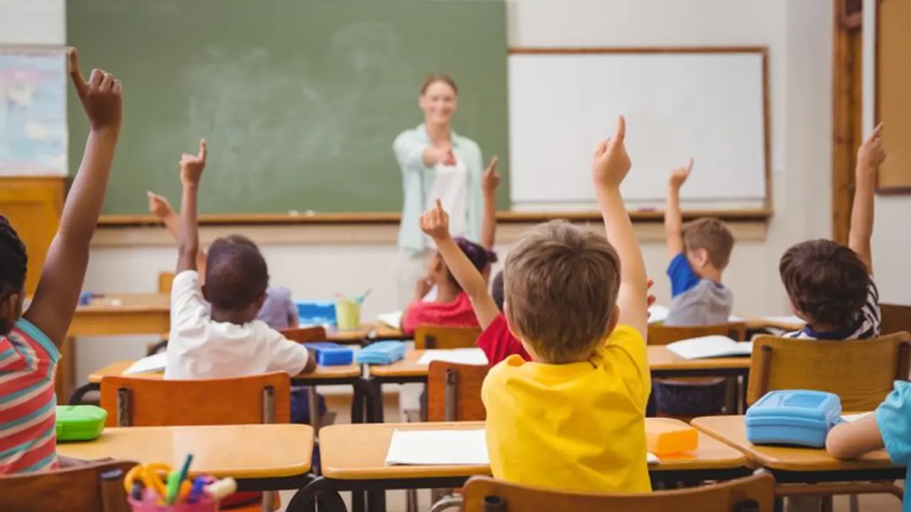 യുഎഇയിലെ ഇന്ത്യന് സ്കൂളുകൾക്ക് അവധി ദിനങ്ങള് പ്രഖ്യാപിച്ചു യുഎഇയിലെ ഇന്ത്യന് സ്കൂളുകൾക്ക് അവധി ദിനങ്ങള് പ്രഖ്യാപിച്ചു