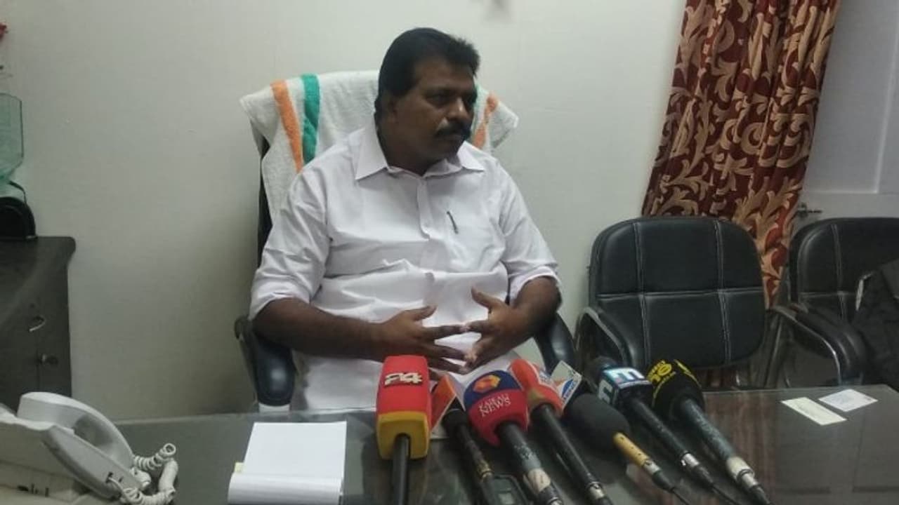 ആന്‍റണിയെ വിമര്‍ശിക്കുന്നവര്‍ കോണ്‍ഗ്രസിന്‍റെ ശത്രുക്കളെന്ന് കൊടിക്കുന്നില്‍ സുരേഷ്