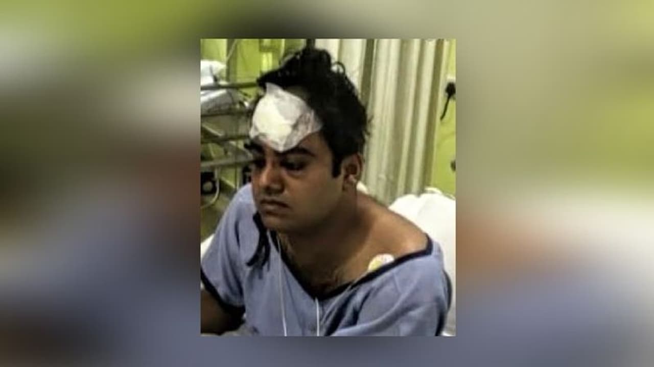 'ছুরি মারা হয়েছে', অভিযুক্তদের জামিনে ক্ষোভ উগড়ে দিলেন আন্দোলনকারী ডাক্তাররা 'ছুরি মারা হয়েছে', অভিযুক্তদের জামিনে ক্ষোভ উগড়ে দিলেন আন্দোলনকারী ডাক্তাররা