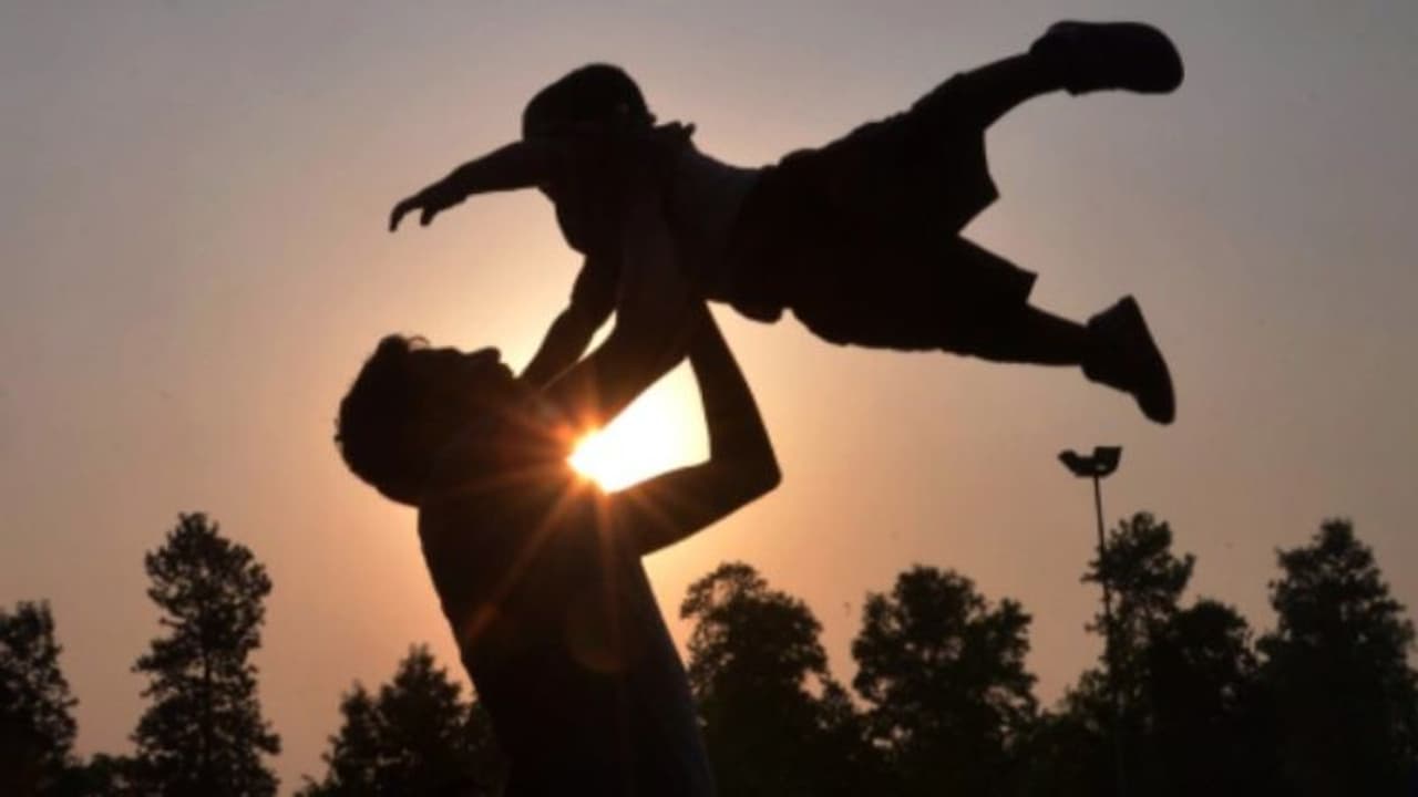 Father's day 2022: ‘ఫాదర్స్ డే’ వెనుక ఇంత చరిత్ర ఉందా..? Father's day 2022: ‘ఫాదర్స్ డే’ వెనుక ఇంత చరిత్ర ఉందా..?