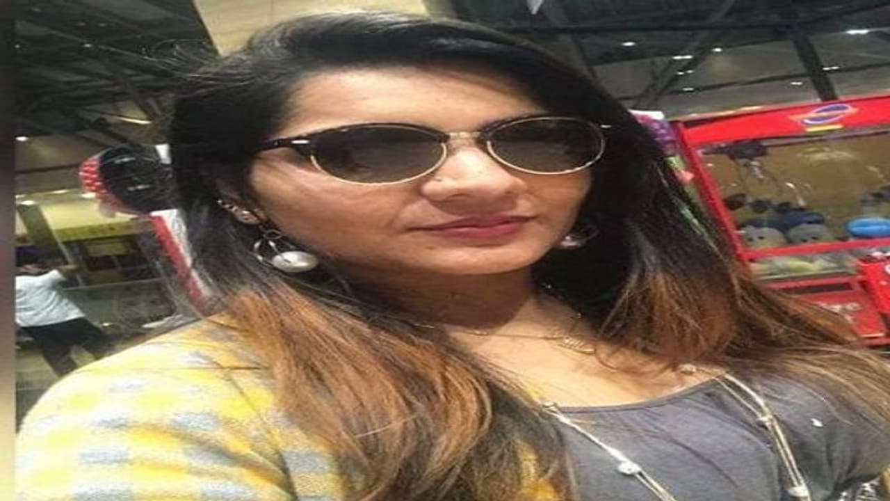 ತುಮಕೂರು ವಂಚನೆಯಲ್ಲಿ ಮಹಿಳಾ ಹಸ್ತ? ಸಫೀಯಾ ಖಾನ್ ಬಂಧನ ತುಮಕೂರು ವಂಚನೆಯಲ್ಲಿ ಮಹಿಳಾ ಹಸ್ತ? ಸಫೀಯಾ ಖಾನ್ ಬಂಧನ