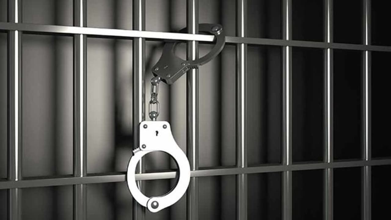 മന്ത്രവാദത്തിലൂടെ പണം വർധിപ്പിക്കാമെന്ന് പറഞ്ഞ് 45ലക്ഷം തട്ടി; ആൾദൈവവും കൂട്ടാളികളും അറസ്റ്റിൽ