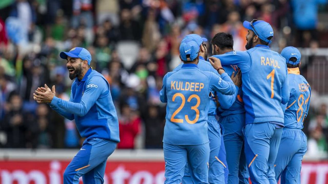 ഹാപ്പി ഫാദേഴ്സ് ഡേ; പാക്കിസ്ഥാനെതിരെ ഇന്ത്യക്ക് കൂറ്റന് ജയം ഹാപ്പി ഫാദേഴ്സ് ഡേ; പാക്കിസ്ഥാനെതിരെ ഇന്ത്യക്ക് കൂറ്റന് ജയം