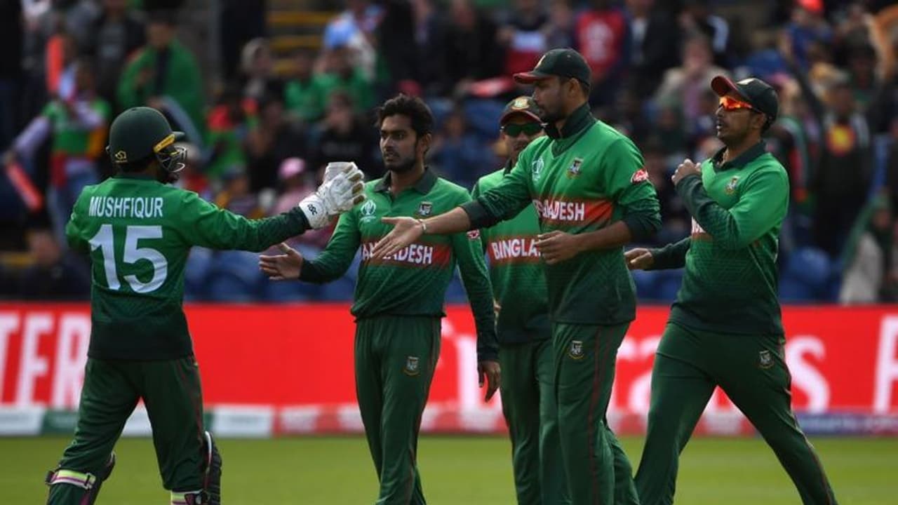 ವಿಶ್ವಕಪ್ 2019: ಟಾಸ್ ಗೆದ್ದ ಬಾಂಗ್ಲದೇಶ ಬೌಲಿಂಗ್ 1 ಬದಲಾವಣೆ! ವಿಶ್ವಕಪ್ 2019: ಟಾಸ್ ಗೆದ್ದ ಬಾಂಗ್ಲದೇಶ ಬೌಲಿಂಗ್ 1 ಬದಲಾವಣೆ!