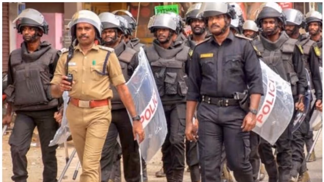 இனி சாலைக்கு வந்தால் ட்ரீட்மென்ட் தான்..!! ஊரடங்கை மீறுபவர்களுக்கு போலீஸ் கூறும் எச்சரிக்கை..!! இனி சாலைக்கு வந்தால் ட்ரீட்மென்ட் தான்..!! ஊரடங்கை மீறுபவர்களுக்கு போலீஸ் கூறும் எச்சரிக்கை..!!