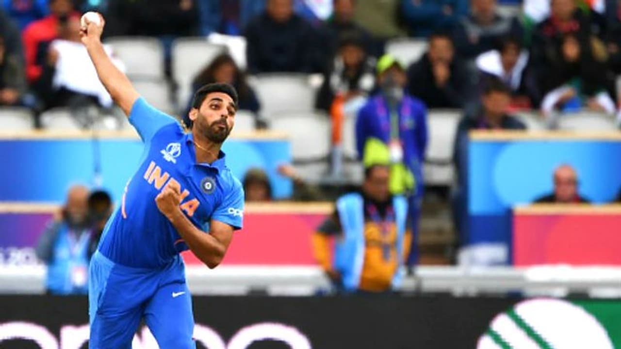 ভুবির চোটের আপডেট অধিনায়কের ঘোষণায় কিছুটা স্বস্তিতে ক্রিকেট মহল ভুবির চোটের আপডেট অধিনায়কের ঘোষণায় কিছুটা স্বস্তিতে ক্রিকেট মহল