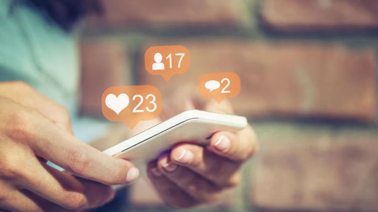 പൗരത്വ ഭേദഗതി നിയമത്തില് പ്രതിഷേധം: സ്വന്തം നന്മയ്ക്കായി, വിദ്വേഷം പ്രചരിപ്പിക്കുന്നതിൽ ജാഗ്രത പാലിക്കണമെന്ന് പൊലീസ് പൗരത്വ ഭേദഗതി നിയമത്തില് പ്രതിഷേധം: സ്വന്തം നന്മയ്ക്കായി, വിദ്വേഷം പ്രചരിപ്പിക്കുന്നതിൽ ജാഗ്രത പാലിക്കണമെന്ന് പൊലീസ്