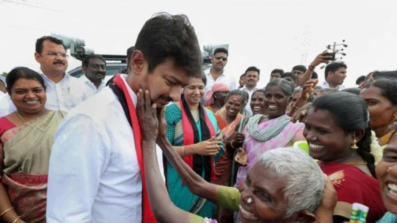 திமுக இளைஞரணி செயலாளராகிறார் உதயநிதி ஸ்டாலின் ! திமுகவின் அடுத்த அதிரடி !! திமுக இளைஞரணி செயலாளராகிறார் உதயநிதி ஸ்டாலின் ! திமுகவின் அடுத்த அதிரடி !!