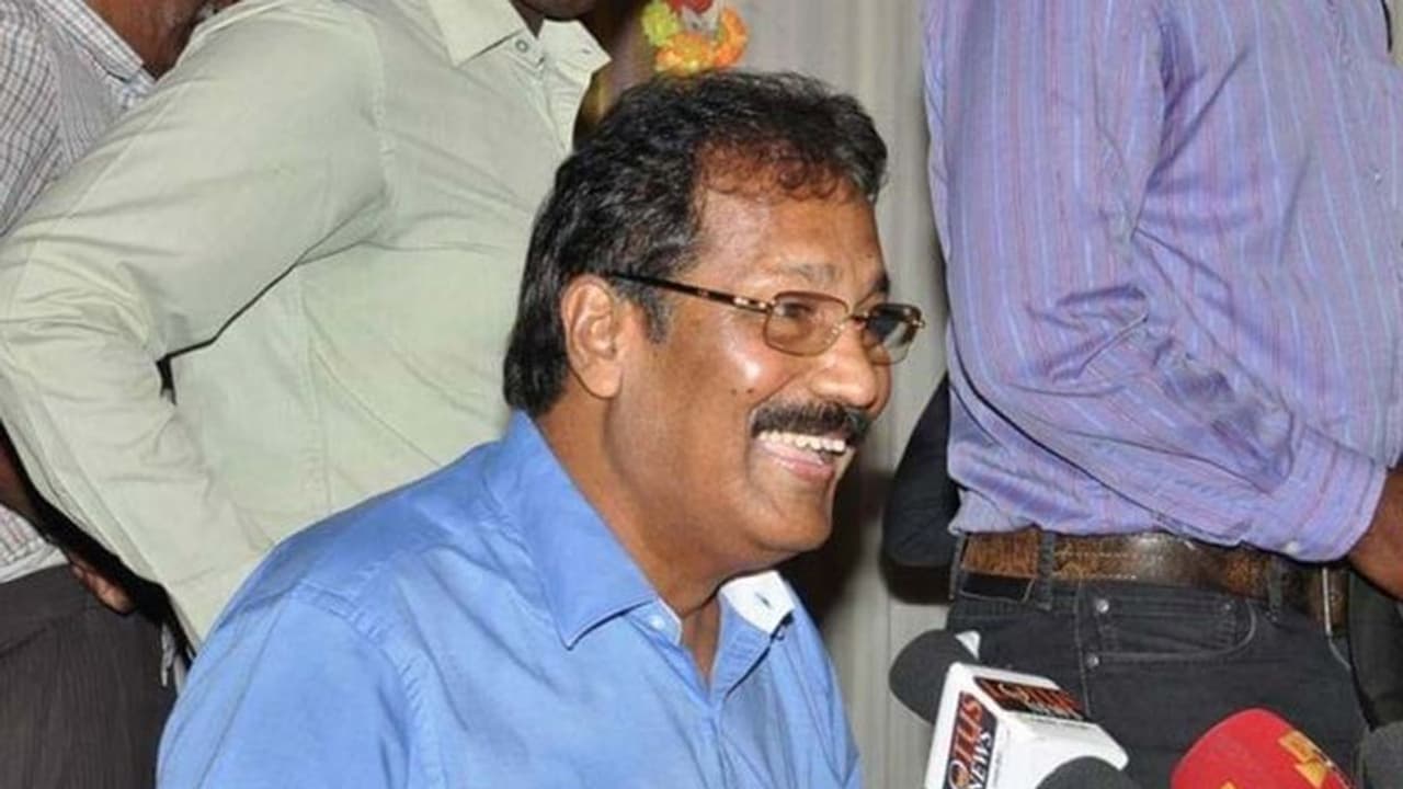 நானும் 20 ஆண்டுகளாக பிசிஆர் சட்டத்திற்கு எதிராகவே பேசி வந்துள்ளேன். ருத்ரதாண்டவம் பார்த்த கிருஷ்ணசாமி பகீர். நானும் 20 ஆண்டுகளாக பிசிஆர் சட்டத்திற்கு எதிராகவே பேசி வந்துள்ளேன். ருத்ரதாண்டவம் பார்த்த கிருஷ்ணசாமி பகீர்.