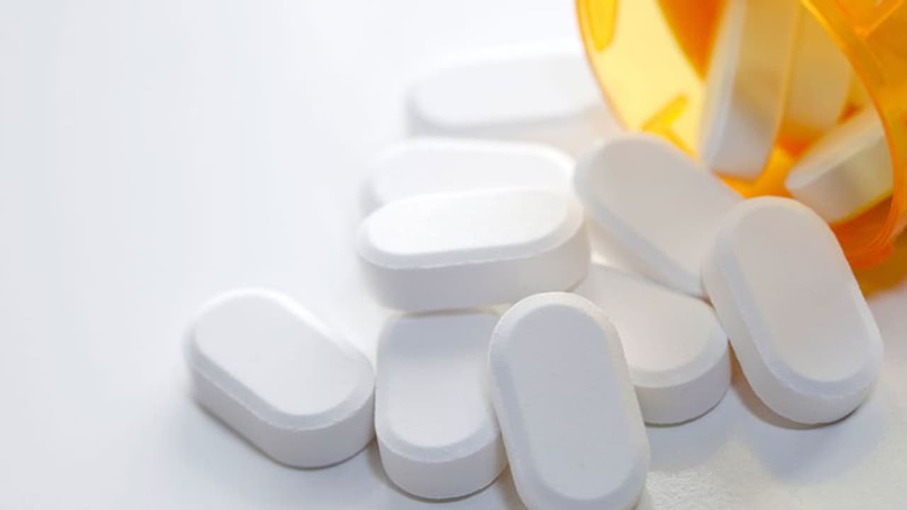 പാരസെറ്റാമോള് കഴിക്കുമ്പോള് ശ്രദ്ധിക്കുക... പാരസെറ്റാമോള് കഴിക്കുമ്പോള് ശ്രദ്ധിക്കുക...