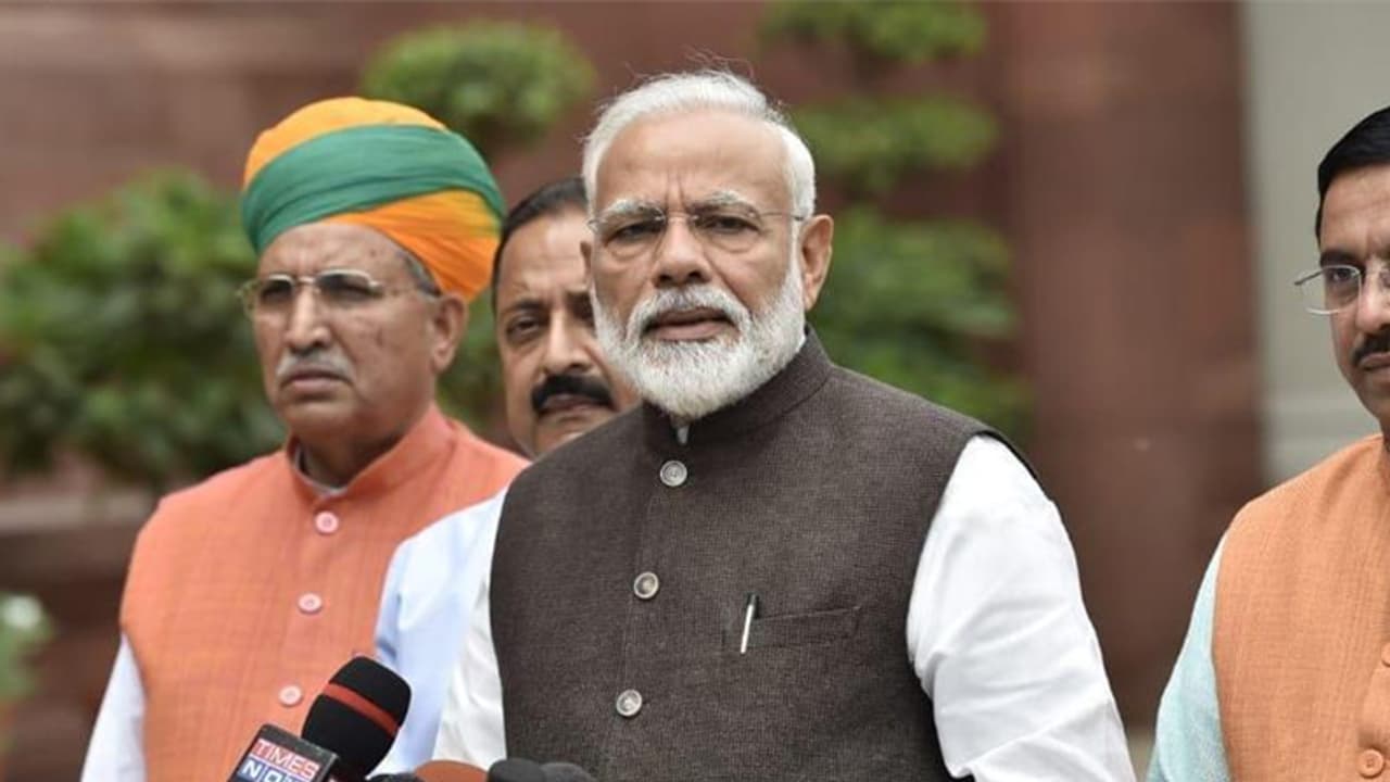 கொஞ்சம் ஒத்துழைப்பு கொடுங்கள்.. அனைத்து பிரச்சினைகள் குறித்தும் விவாதிக்கலாம்.. பிரதமர் மோடி..! கொஞ்சம் ஒத்துழைப்பு கொடுங்கள்.. அனைத்து பிரச்சினைகள் குறித்தும் விவாதிக்கலாம்.. பிரதமர் மோடி..!