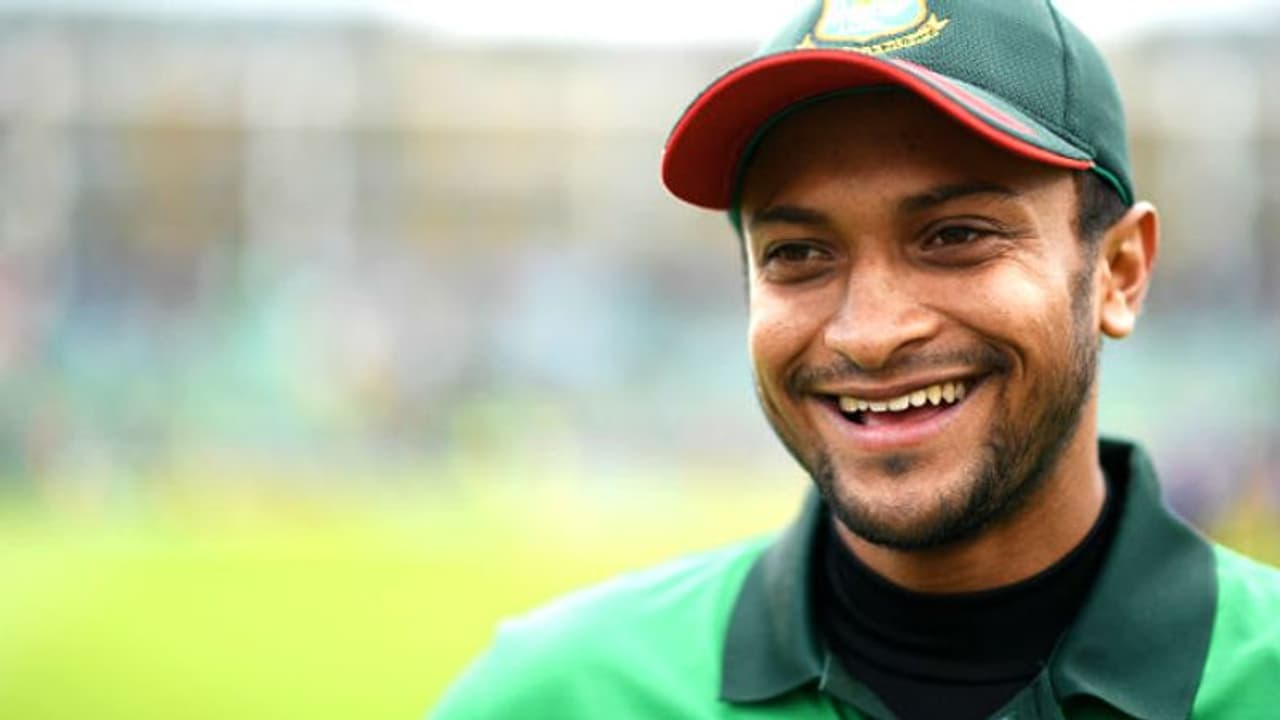 ফের বিশ্বরেকর্ড সাকিবের! অলরাউন্ডারের দাপটে পাল্টে গেল নজির বইয়ের বেশ কিছু পাতা ফের বিশ্বরেকর্ড সাকিবের! অলরাউন্ডারের দাপটে পাল্টে গেল নজির বইয়ের বেশ কিছু পাতা