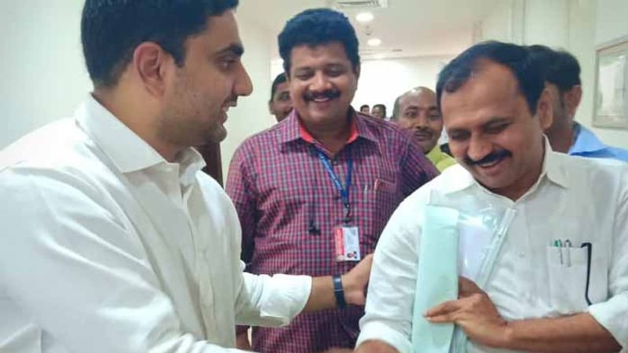 అందుకే నేను మంగళగిరిలో ఓడిపోయా: నారా లోకేష్ అందుకే నేను మంగళగిరిలో ఓడిపోయా: నారా లోకేష్