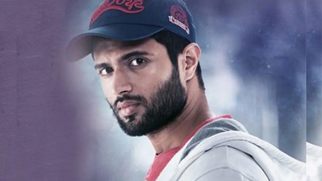 హుషారైన దర్శకుడు.. విజయ్ కోసం వెయిటింగ్ హుషారైన దర్శకుడు.. విజయ్ కోసం వెయిటింగ్