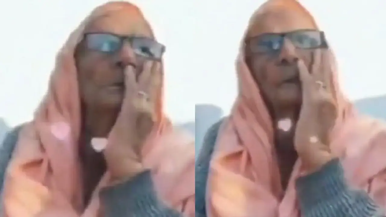 ಭಾರತವೇ ಚೆಂದ ಎಂದ ಪಾಕ್ ಅಜ್ಜಿ: ಭಾರತೀಯರ ಹೃದಯ ಕದ್ದ 'ಅಮ್ಮ'! ಭಾರತವೇ ಚೆಂದ ಎಂದ ಪಾಕ್ ಅಜ್ಜಿ: ಭಾರತೀಯರ ಹೃದಯ ಕದ್ದ 'ಅಮ್ಮ'!