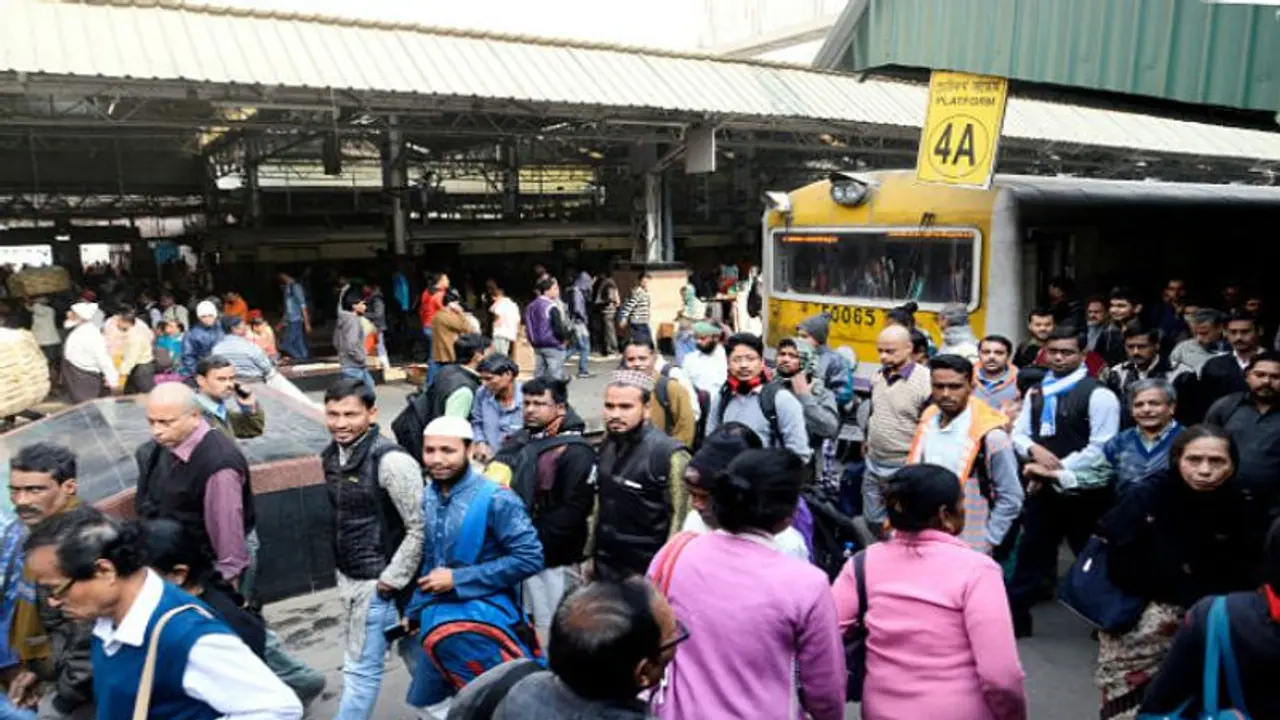 ರಾಜ್ಯದಲ್ಲಿ ಜನಸಂಖ್ಯೆ ಇಳಿಸುವ ಬದಲು ಹೆಚ್ಚಿಸಿ! ರಾಜ್ಯದಲ್ಲಿ ಜನಸಂಖ್ಯೆ ಇಳಿಸುವ ಬದಲು ಹೆಚ್ಚಿಸಿ!