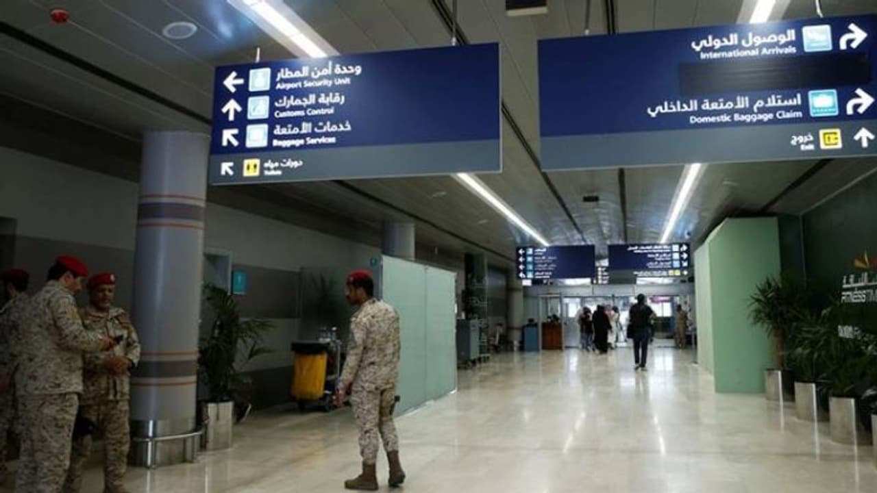 ഹൂതി വിമതര് സൗദിക്കെതിരെ തൊടുത്ത രണ്ട് ഡ്രോണുകൾ വ്യോമസേന തകര്ത്തു ഹൂതി വിമതര് സൗദിക്കെതിരെ തൊടുത്ത രണ്ട് ഡ്രോണുകൾ വ്യോമസേന തകര്ത്തു