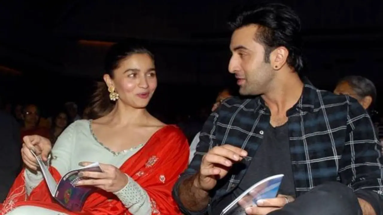 आलिया को कपूर खानदान की बहू बनाने के लिए रणबीर ने महेश भट्ट से मांगा हाथ !