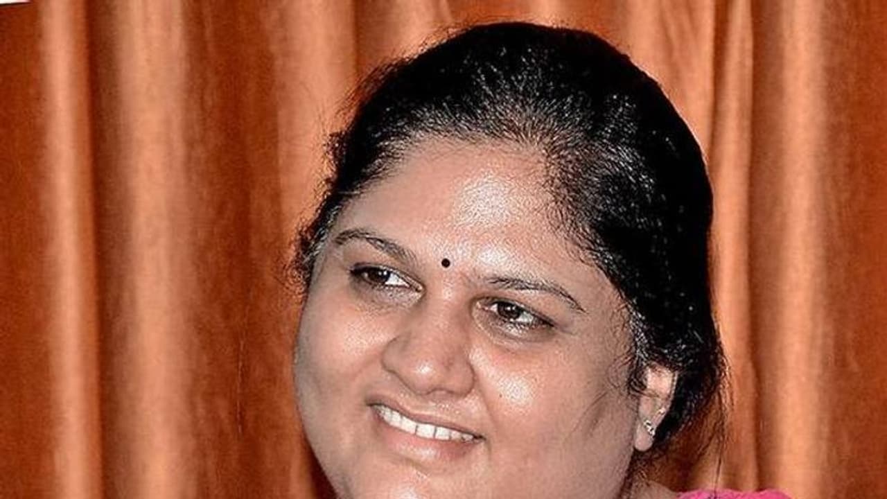 బ్యాంకు రుణం ఎగవేత: అరకు మాజీ ఎంపీ కొత్తపల్లి గీతకు ఐదేళ్ల జైలు శిక్ష