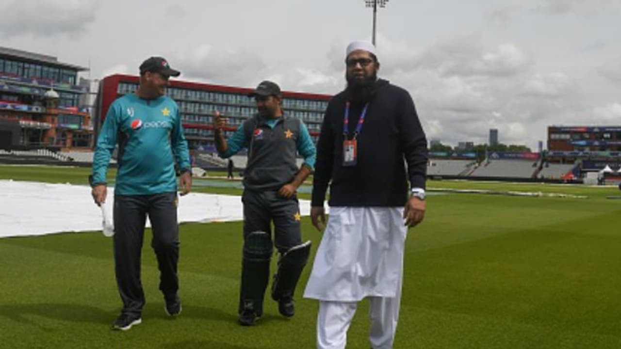 ప్రపంచ కప్ ఓటమి ఎఫెక్ట్...పాక్ చీఫ్ సెలెక్టర్ ఇంజమామ్ రాజీనామా ప్రపంచ కప్ ఓటమి ఎఫెక్ట్...పాక్ చీఫ్ సెలెక్టర్ ఇంజమామ్ రాజీనామా