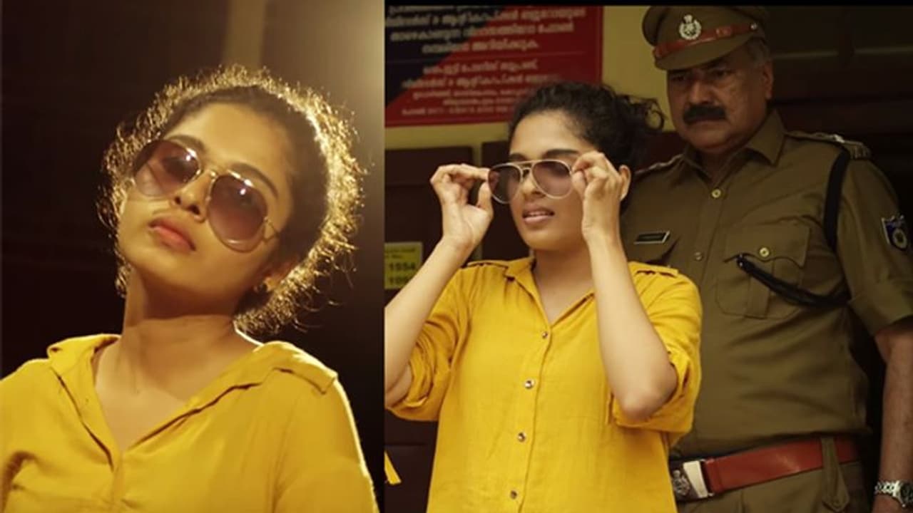 'ഞാന് തോമ, ആടുതോമ'; സ്ഫടികം ജോര്ജ്ജിന് മുന്നിലൂടെ മുണ്ട് മടക്കിക്കുത്തി പെണ്കുട്ടി ടീസര് 'ഞാന് തോമ, ആടുതോമ'; സ്ഫടികം ജോര്ജ്ജിന് മുന്നിലൂടെ മുണ്ട് മടക്കിക്കുത്തി പെണ്കുട്ടി ടീസര്