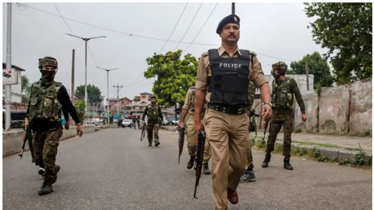 Independence Day: India to honour 1,082 cops; check their names Independence Day: India to honour 1,082 cops; check their names