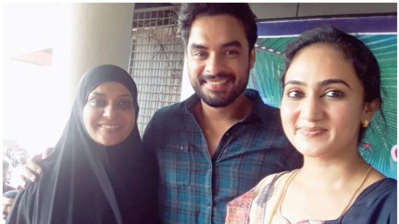 നല്ല പടമാണ്; സിനിമ തലയ്ക്ക് പിടിച്ചവർക്ക് ഒരു അനുഭവമായിരിക്കും: മാല പാര്വതി നല്ല പടമാണ്; സിനിമ തലയ്ക്ക് പിടിച്ചവർക്ക് ഒരു അനുഭവമായിരിക്കും: മാല പാര്വതി