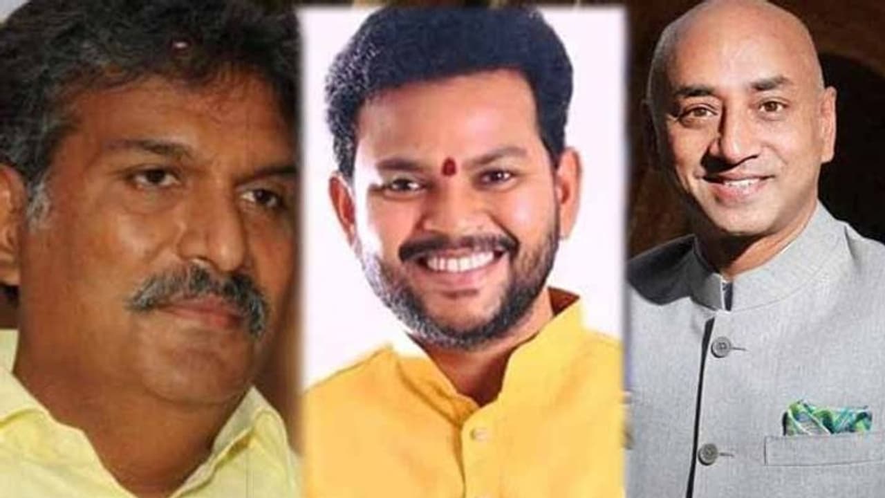 స్పీకర్ను కలిసిన టీడీపీ లోక్సభ ఎంపీలు: మతలబు? స్పీకర్ను కలిసిన టీడీపీ లోక్సభ ఎంపీలు: మతలబు?