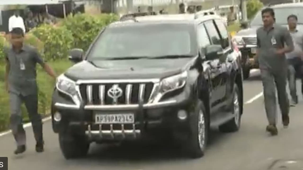 ಸಿಎಂ ಜಗನ್ ಮೋಹನ್ ರೆಡ್ಡಿಗೆ ಬುಲೆಟ್ ಪ್ರೂಫ್ ಕಾರು ಬೆಲೆ ಎಷ್ಟು?