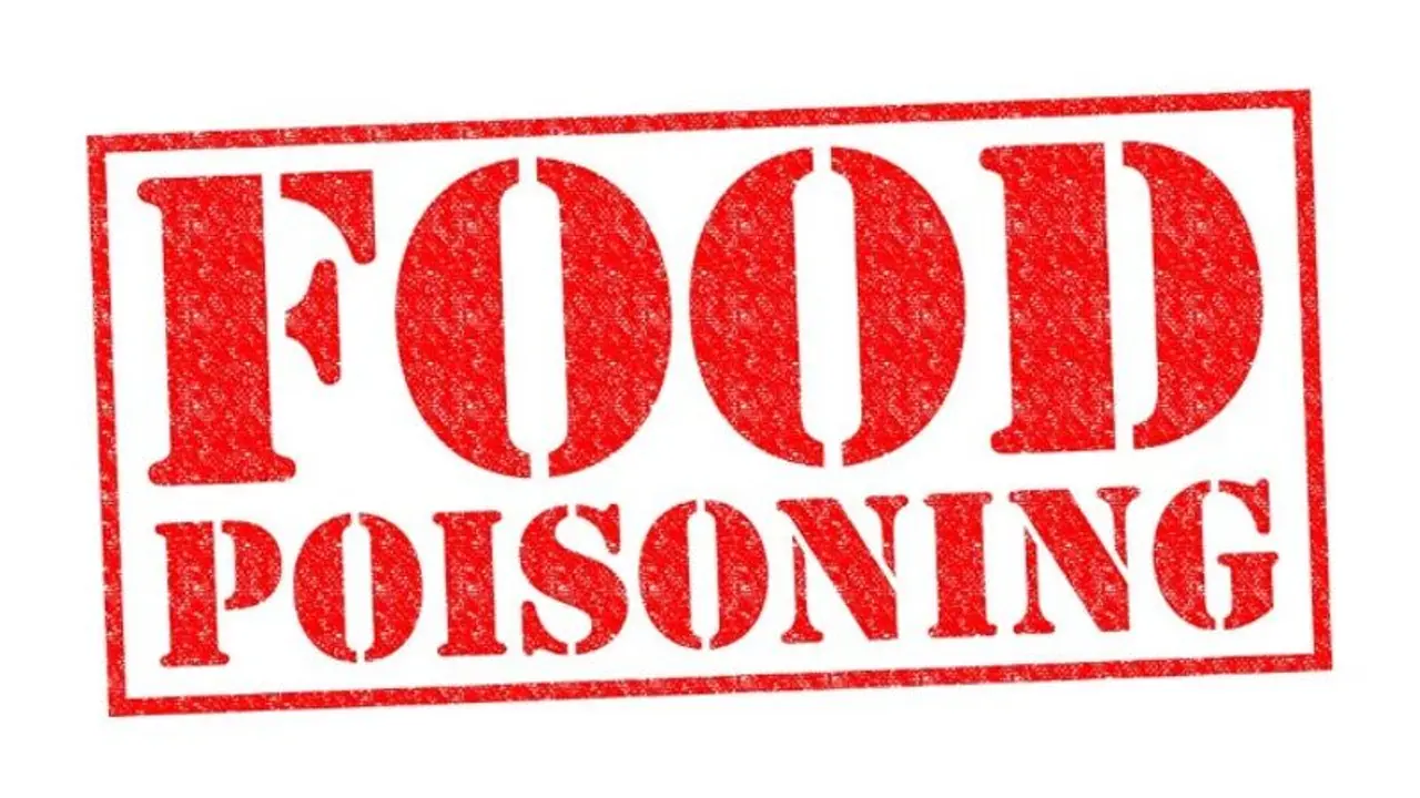 പത്തനംതിട്ടയിൽ മാമോദിസാ ചടങ്ങിനിടെ ഭക്ഷ്യവിഷബാധ, എഴുപത്തോളം പേർക്ക് വയറിളക്കവും ഛർദിയും പത്തനംതിട്ടയിൽ മാമോദിസാ ചടങ്ങിനിടെ ഭക്ഷ്യവിഷബാധ, എഴുപത്തോളം പേർക്ക് വയറിളക്കവും ഛർദിയും