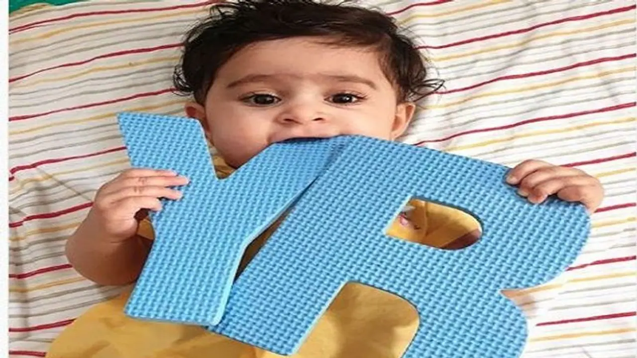 ಯಶ್ ರಾಧಿಕಾ ಮಗಳಿಗೆ ಹೆಸರು ಫೈನಲ್, 23ಕ್ಕೆ ನಾಮಕರಣ ಯಶ್ ರಾಧಿಕಾ ಮಗಳಿಗೆ ಹೆಸರು ಫೈನಲ್, 23ಕ್ಕೆ ನಾಮಕರಣ