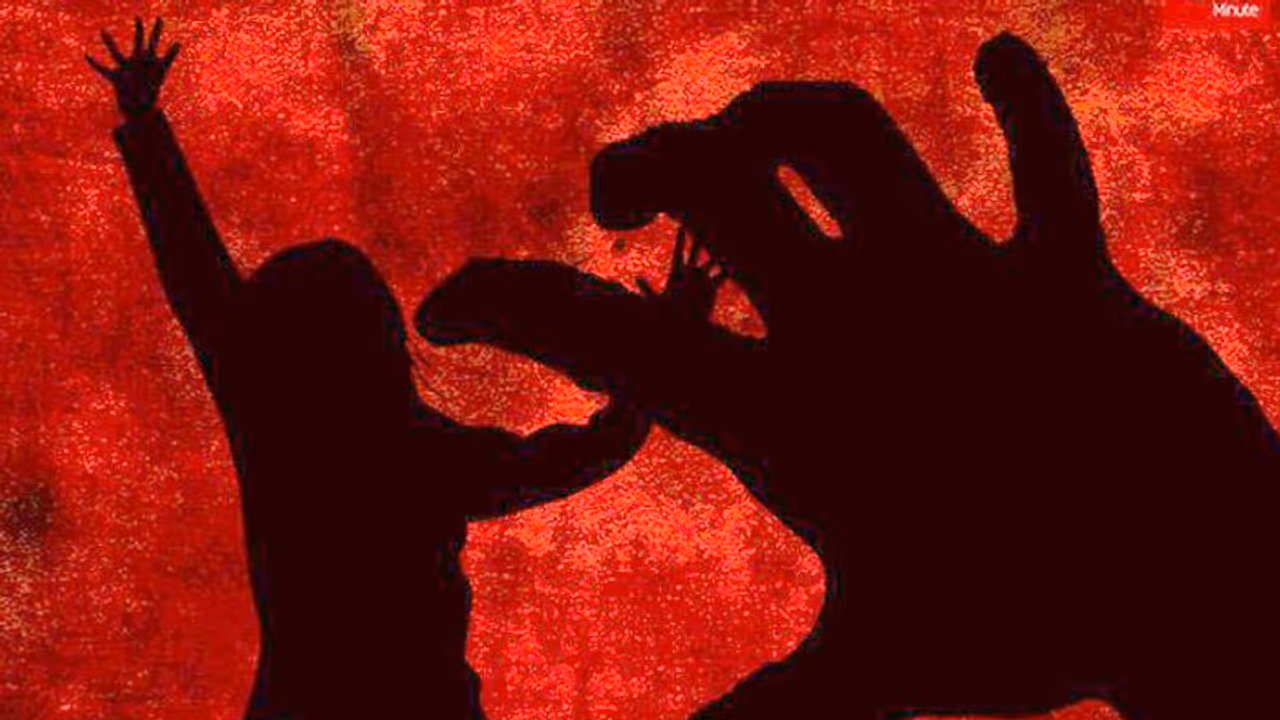 കടയ്ക്കലില് ആത്മഹത്യ ചെയ്ത പതിമൂന്നുകാരി ലൈംഗിക പീഡനത്തിനിരയായി: പോസ്റ്റുമോര്ട്ടം റിപ്പോര്ട്ട് കടയ്ക്കലില് ആത്മഹത്യ ചെയ്ത പതിമൂന്നുകാരി ലൈംഗിക പീഡനത്തിനിരയായി: പോസ്റ്റുമോര്ട്ടം റിപ്പോര്ട്ട്