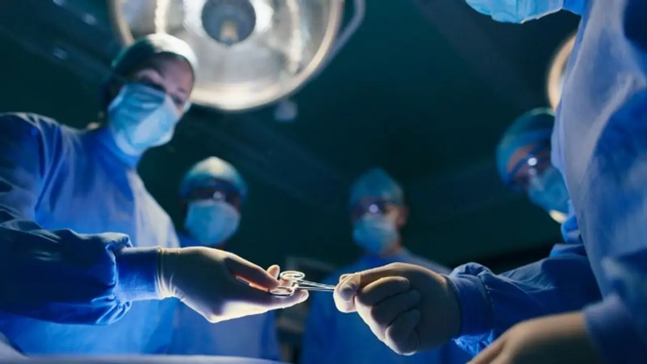 চলে গেলেন অঞ্জনাদেবী, তাঁর অঙ্গেই নতুন জীবনের আলো চারজনের চলে গেলেন অঞ্জনাদেবী, তাঁর অঙ্গেই নতুন জীবনের আলো চারজনের