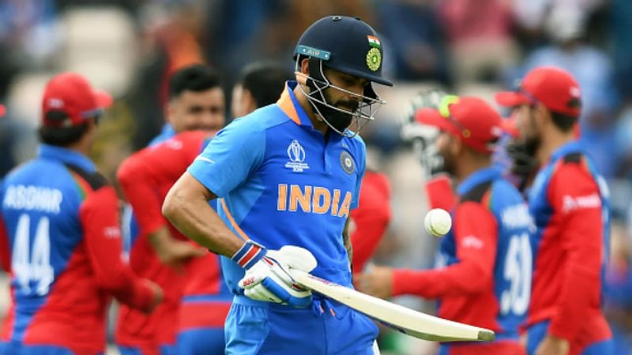 అఫ్గాన్ బౌలర్లపై కోహ్లీ ప్రశంసలు: షమీ అమోఘమని కితాబు అఫ్గాన్ బౌలర్లపై కోహ్లీ ప్రశంసలు: షమీ అమోఘమని కితాబు