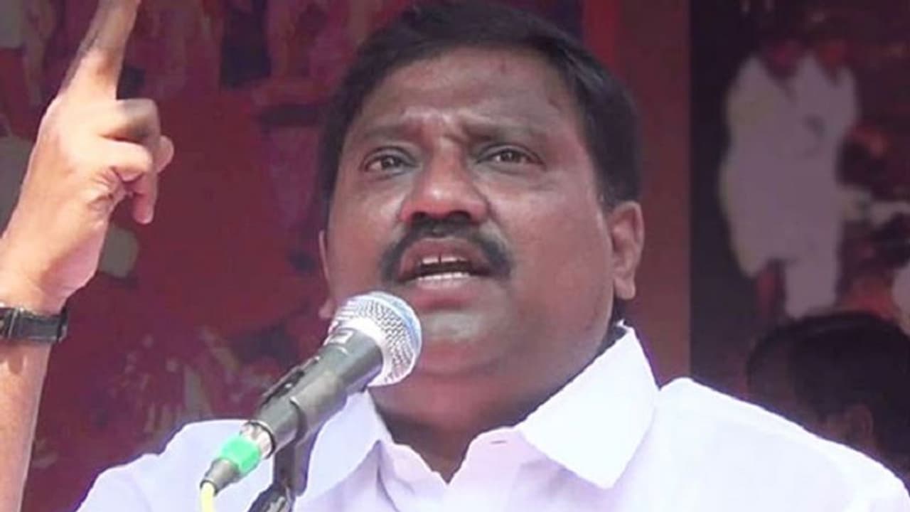 ஸ்டாலின் துபாயில் எங்கு செல்கிறார்.? அண்ணாமலை கூகுளில் பார்த்துக் கொண்டே இருக்கிறார்.. கராத்தே தியாகராஜன். ஸ்டாலின் துபாயில் எங்கு செல்கிறார்.? அண்ணாமலை கூகுளில் பார்த்துக் கொண்டே இருக்கிறார்.. கராத்தே தியாகராஜன்.