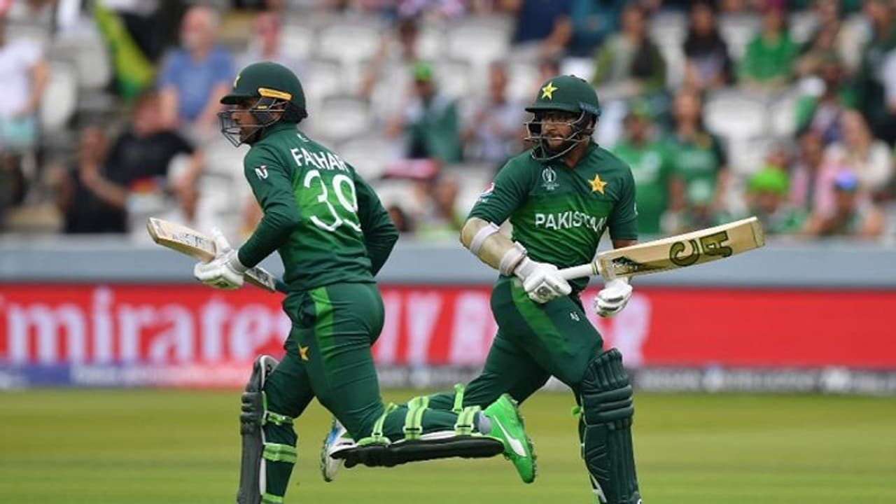 ವಿಶ್ವಕಪ್ 2019: ಸೌತ್ ಆಫ್ರಿಕಾಗೆ ಕಠಿಣ ಗುರಿ ನೀಡಿದ ಪಾಕಿಸ್ತಾನ! ವಿಶ್ವಕಪ್ 2019: ಸೌತ್ ಆಫ್ರಿಕಾಗೆ ಕಠಿಣ ಗುರಿ ನೀಡಿದ ಪಾಕಿಸ್ತಾನ!