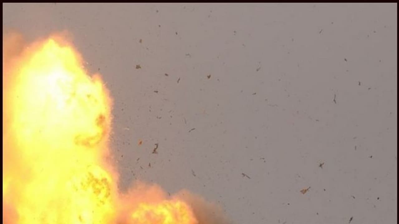 ഉന്നാവില്‍ ഗ്യാസ് സിലിണ്ടര്‍ പൊട്ടിത്തെറിച്ച് ബിജെപി നേതാവുള്‍പ്പെടെ മൂന്ന് പേര്‍ക്ക് പരിക്ക്