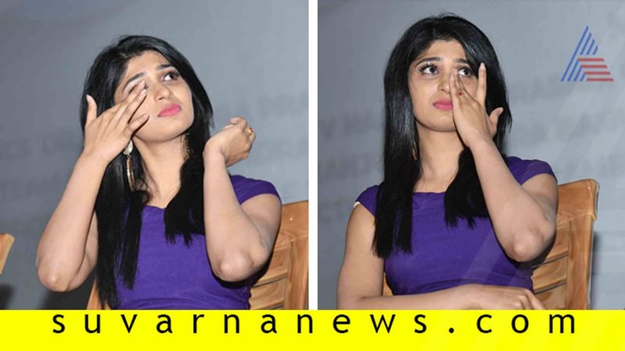 ಶೂಟಿಂಗ್‌ ವೇಳೆ ಗಳಗಳನೆ ಅತ್ತ ನಟಿ ?