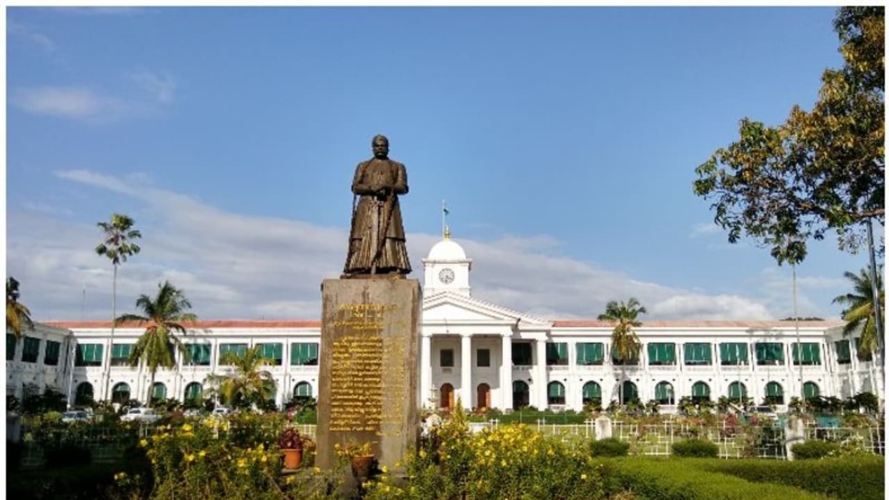 കെട്ടിട നിർമ്മാണ അനുമതികളിലെ കാലതാമസം ഒഴിവാക്കാൻ സർക്കാർ; അഴിമതിയും ക്രമക്കേടും കണ്ടാൽ നടപടി കെട്ടിട നിർമ്മാണ അനുമതികളിലെ കാലതാമസം ഒഴിവാക്കാൻ സർക്കാർ; അഴിമതിയും ക്രമക്കേടും കണ്ടാൽ നടപടി