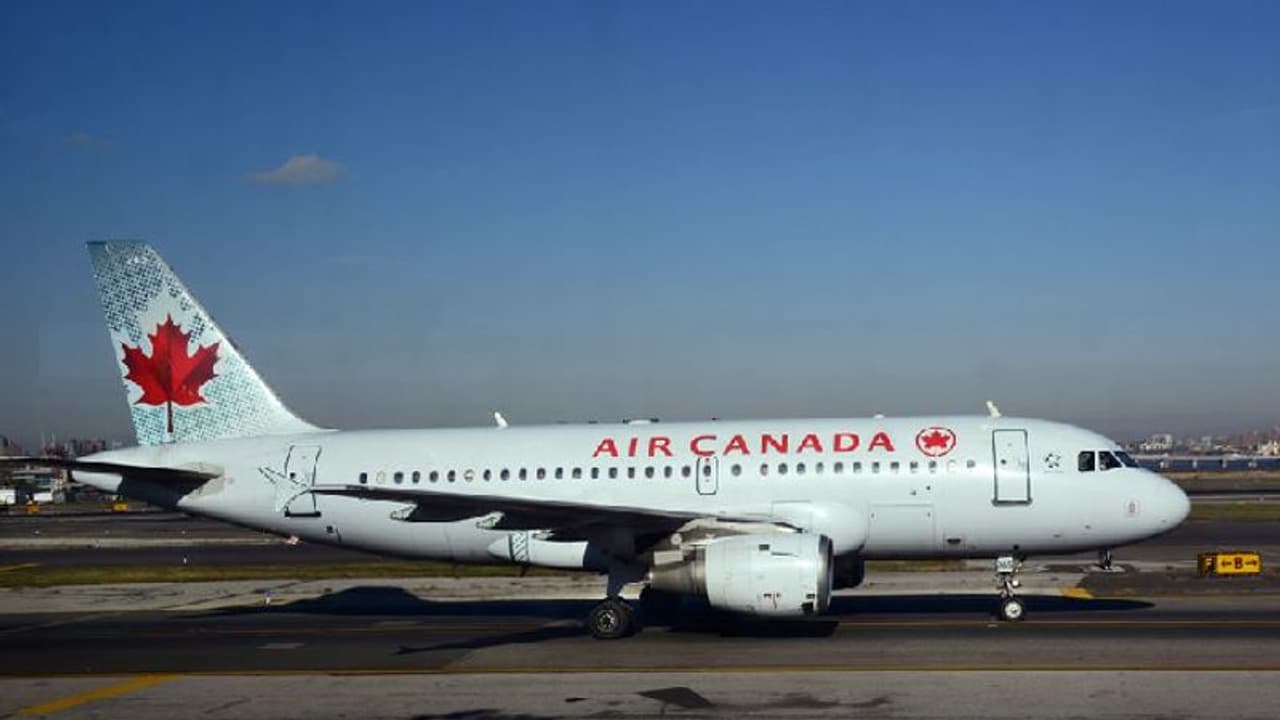 ವಿಮಾನದಲ್ಲಿ ನಿದ್ದೆ ಮಾಡಿದಳು, ಎದ್ದಾಗ ಯಾರೂ ಇರಲಿಲ್ಲ!