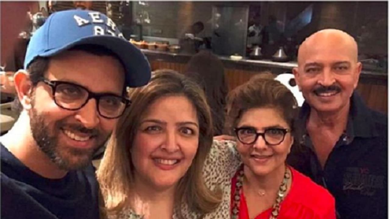 অন্য ধর্ম মানেই কী জঙ্গি! ক্ষোভে ফেটে পড়লেন হৃত্বিক রোশন এর দিদির প্রেমিক অন্য ধর্ম মানেই কী জঙ্গি! ক্ষোভে ফেটে পড়লেন হৃত্বিক রোশন এর দিদির প্রেমিক